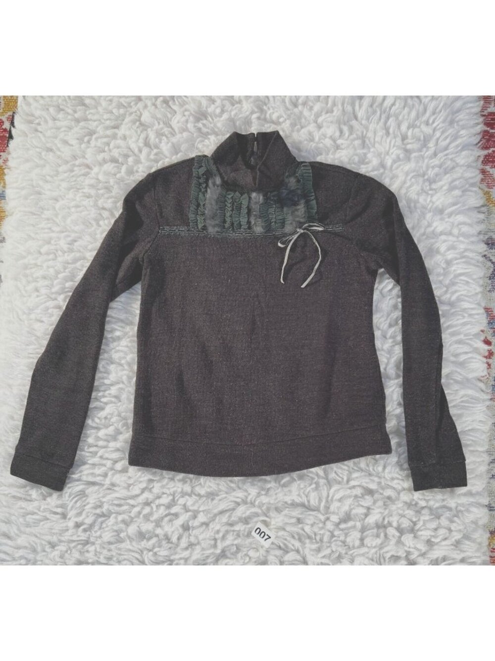 Suzuya Sweater Women's Small Gray Long Sleeve Ruffle Faux Fur Mock Wool Blend